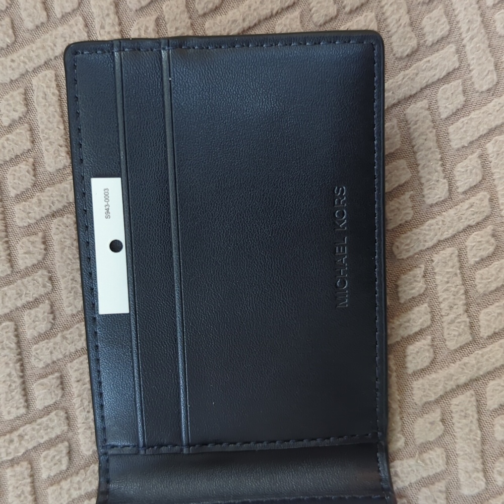 Michael Kors Cooper Signature Logo Wallet NWT - Picture 5 of 7